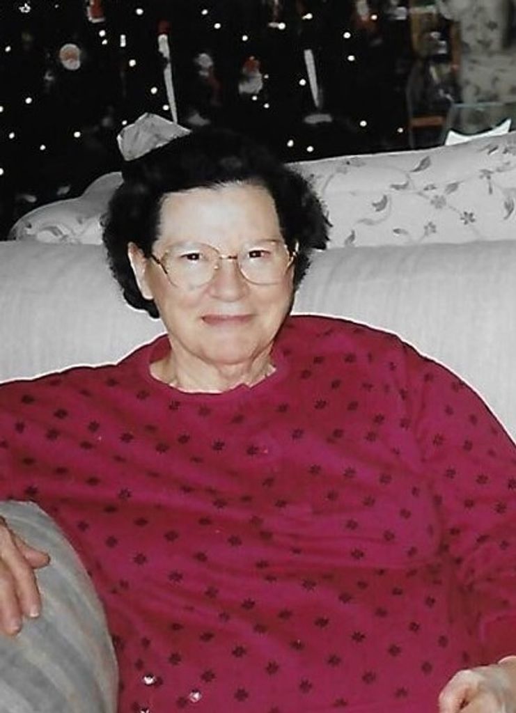 Lorraine Lillian Weaver Profile Photo