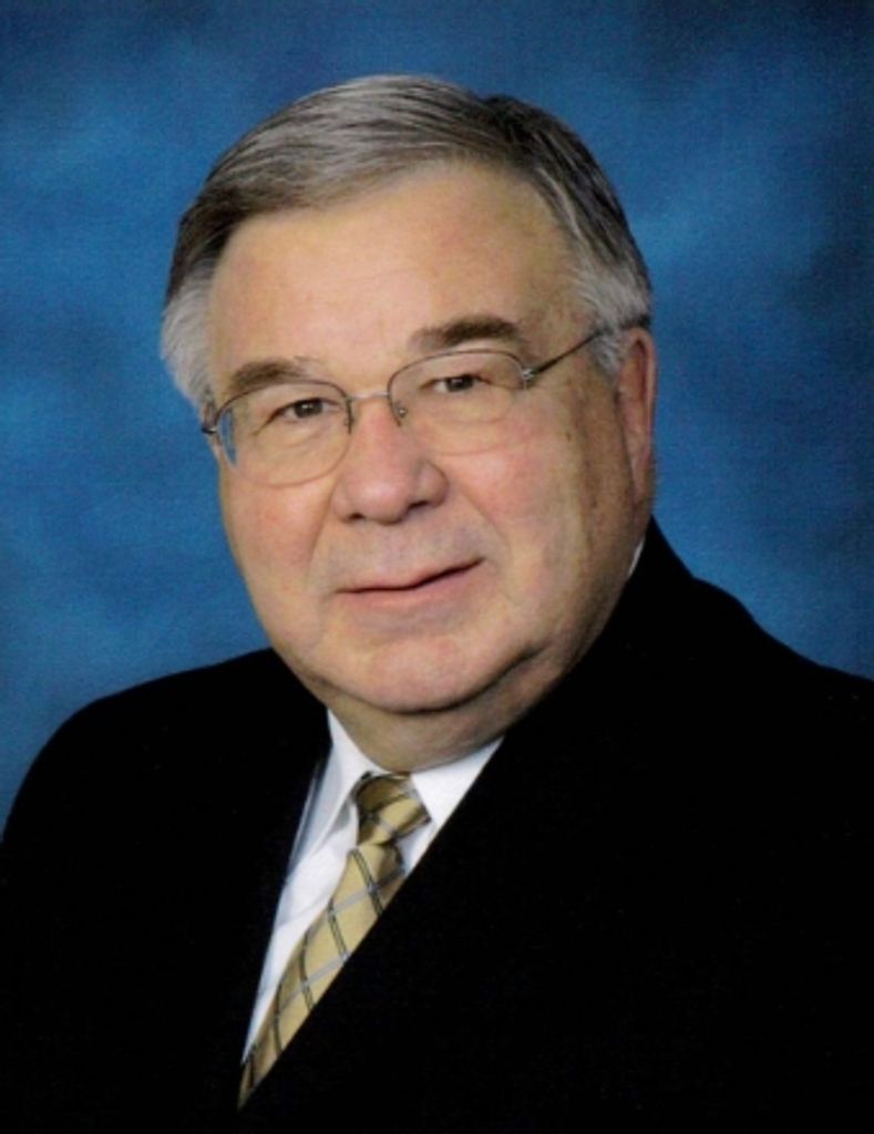 Dan Lewis Profile Photo