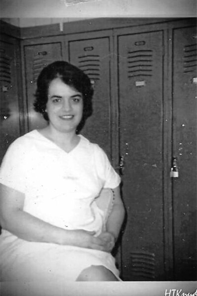 Andrea T. Knudsen Profile Photo
