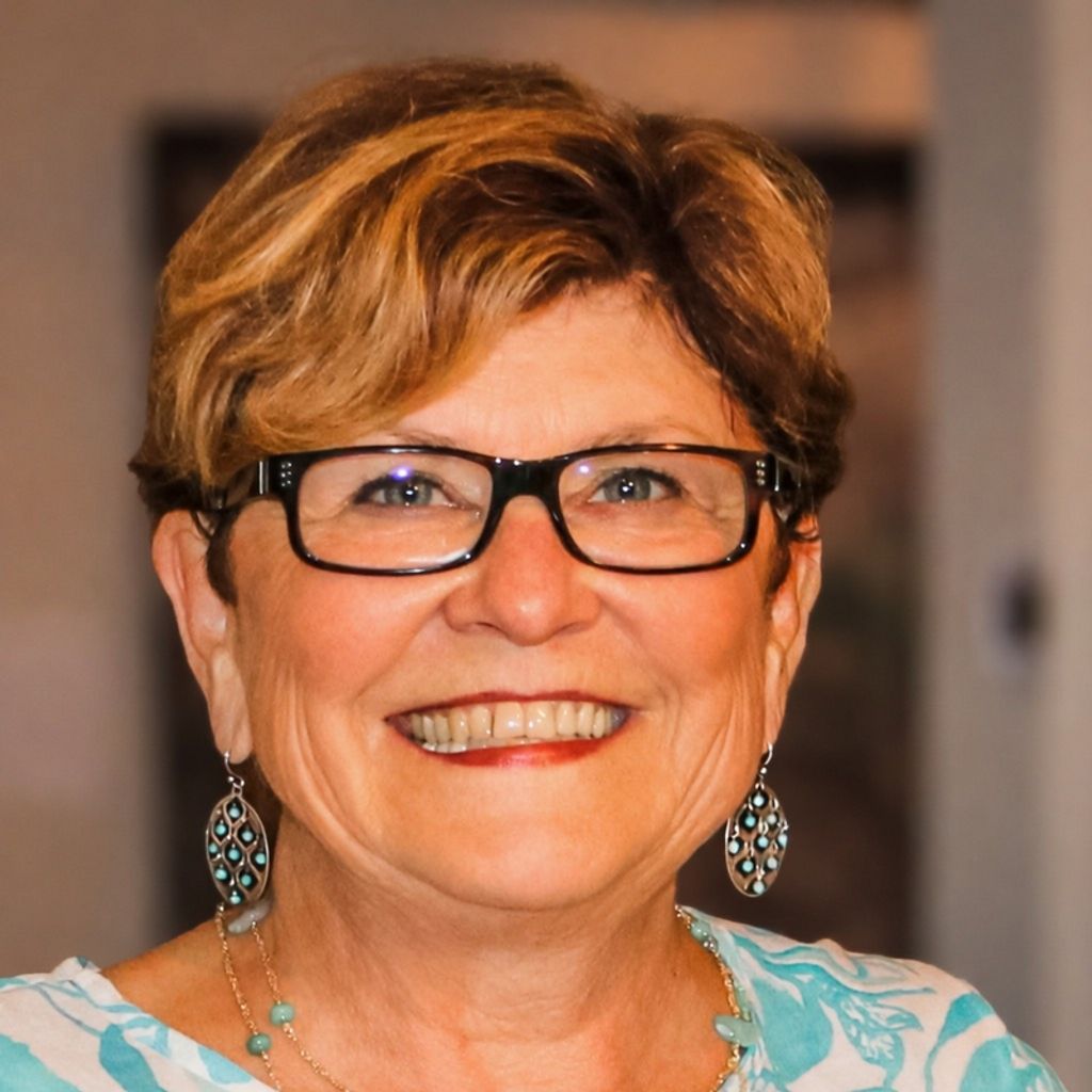 Mary Ellen Smelker Profile Photo