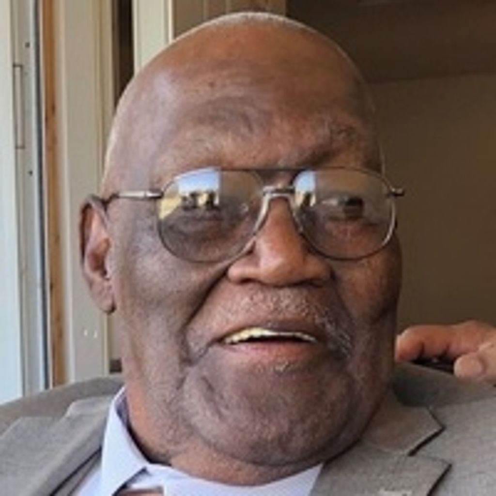 Ellie "Bo" Hue Searcy Profile Photo