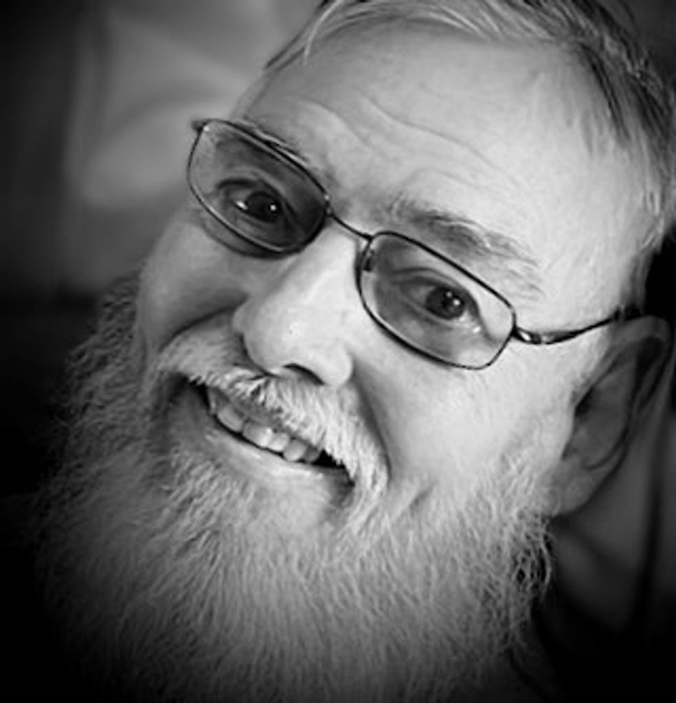 Wayne J Sealy