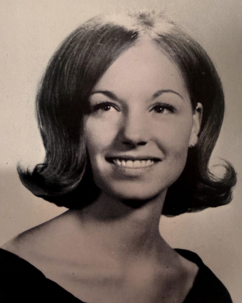Karen Leigh Smith Profile Photo