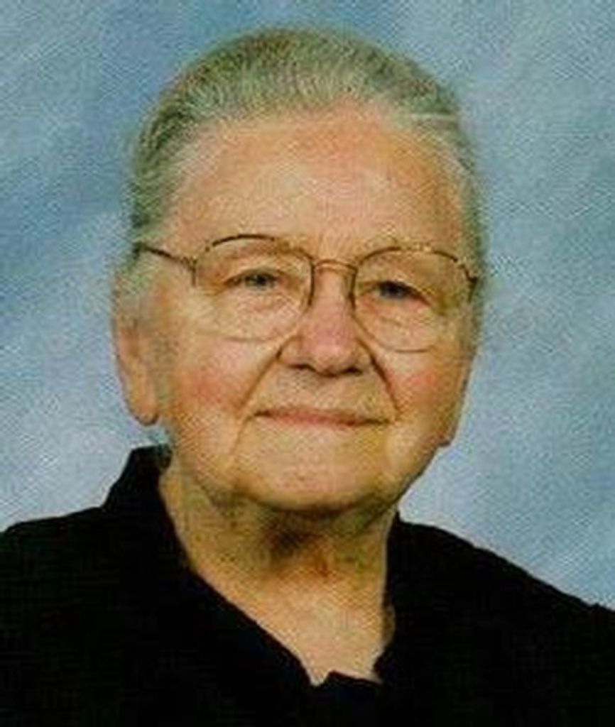 Mary Helmuth