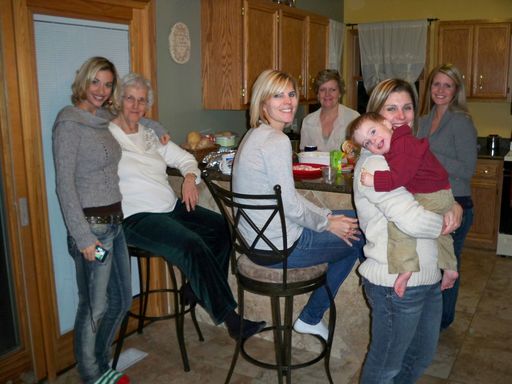 Dorothy Assink photo gallery thumbnail 152 of 303