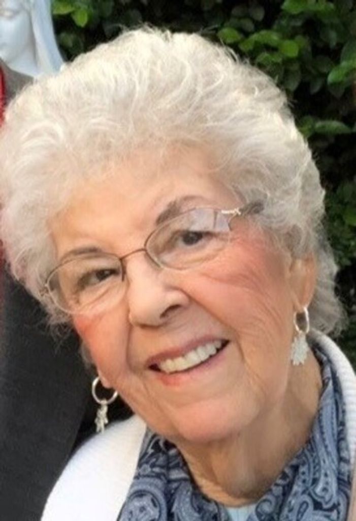 Joan Gloria Pfeil Profile Photo