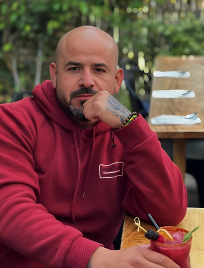 Miguel Veliz Ibarra Profile Photo