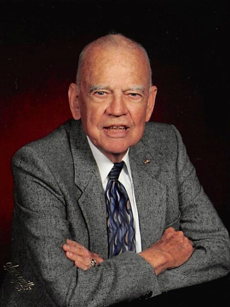 Thomas Carson Profile Photo