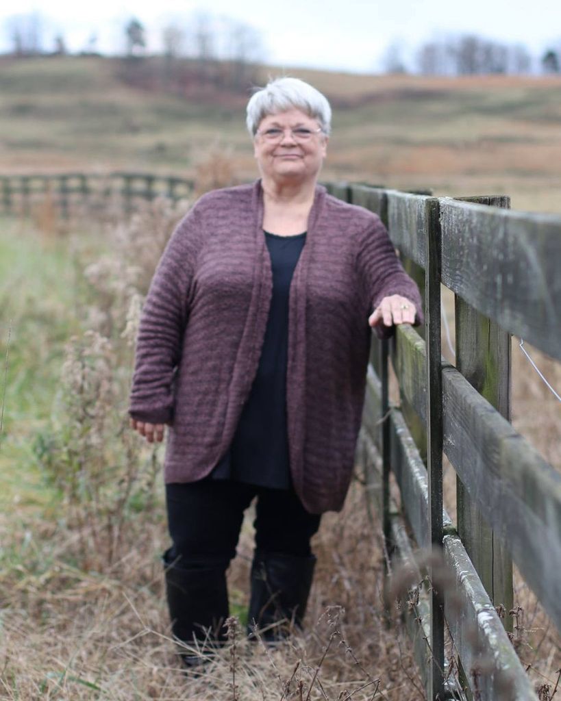 Linda Hunt Profile Photo