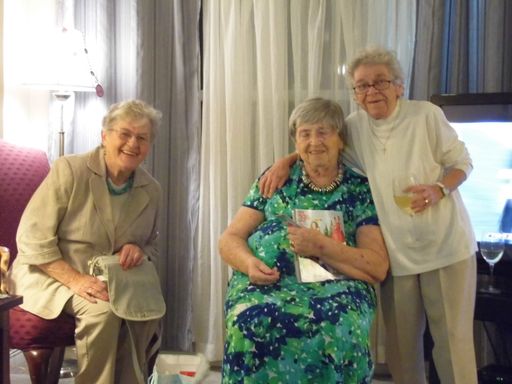 Ruth Conorton photo gallery thumbnail 25 of 33