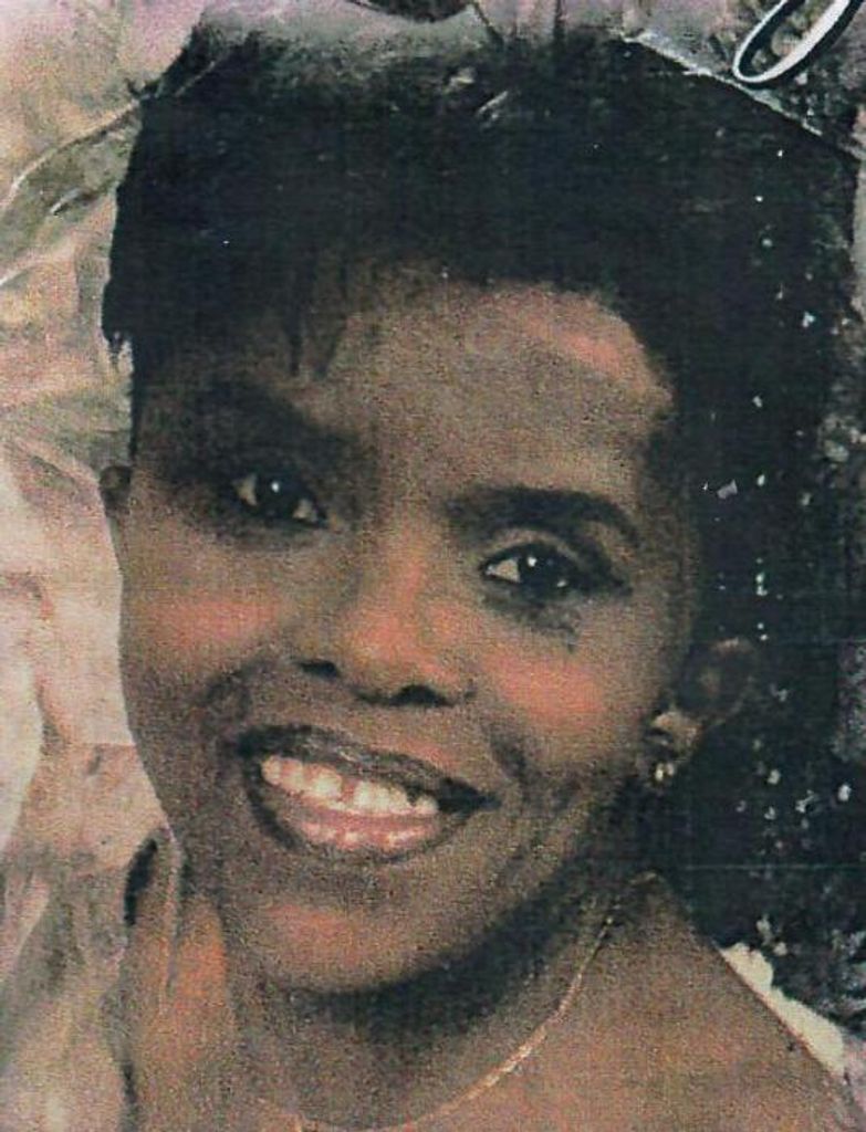 Rebecca Knox Profile Photo