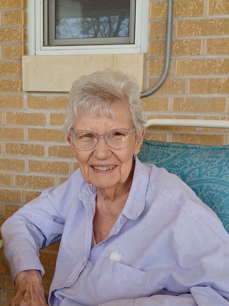 Delores T Goering
