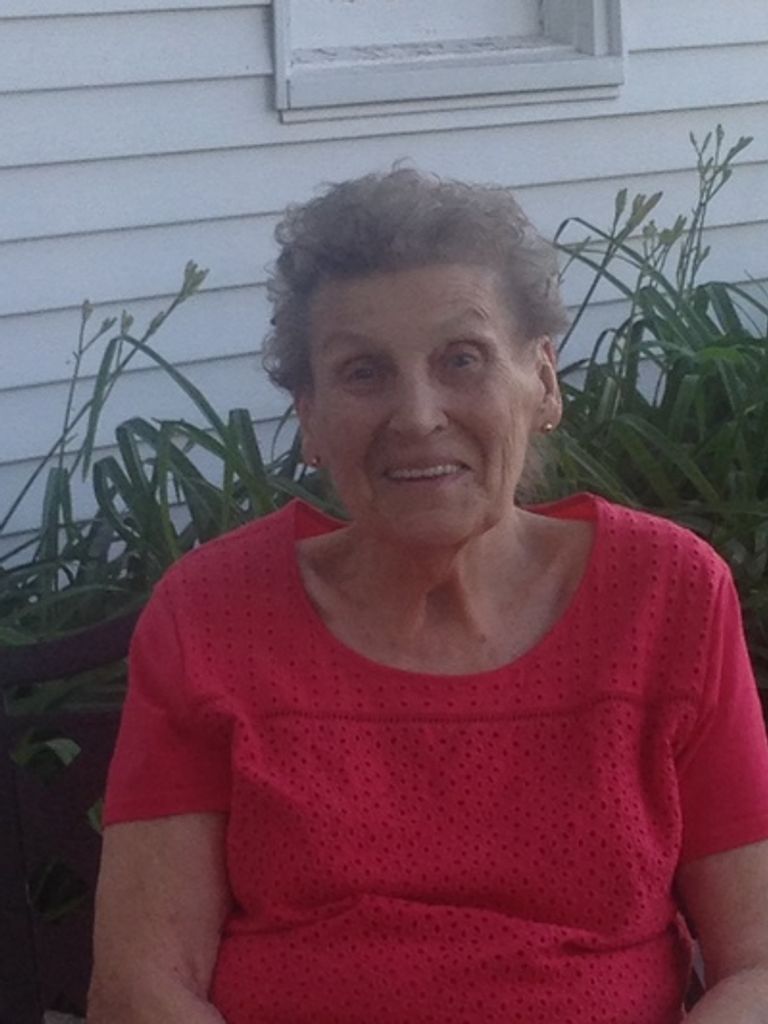 Eva Erna Ricketts Profile Photo