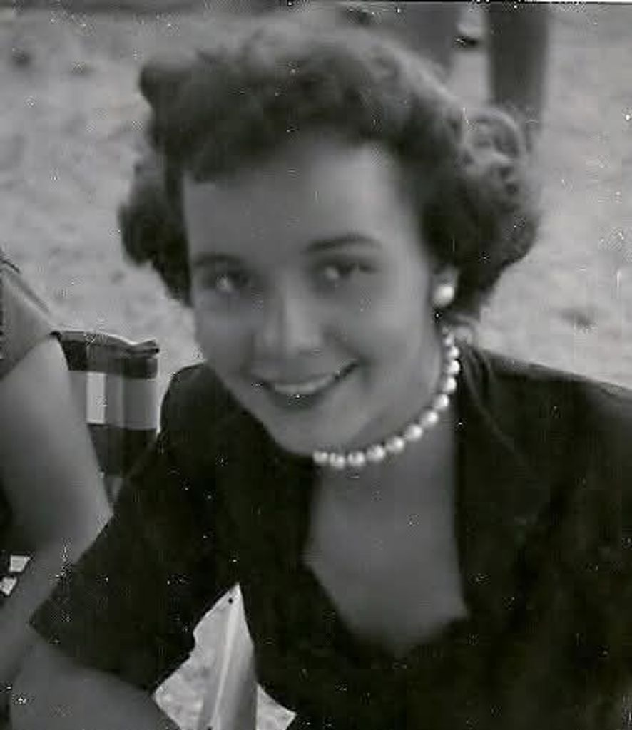 Shirley JoAn DeNoon Profile Photo