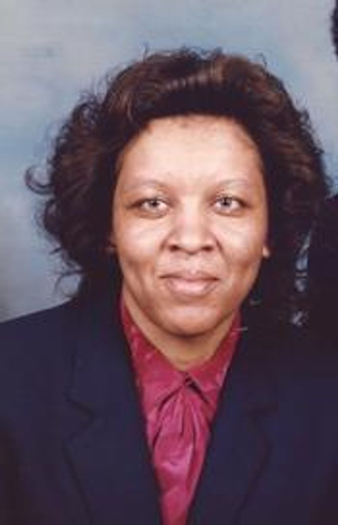 Maggie Pauline Simmons