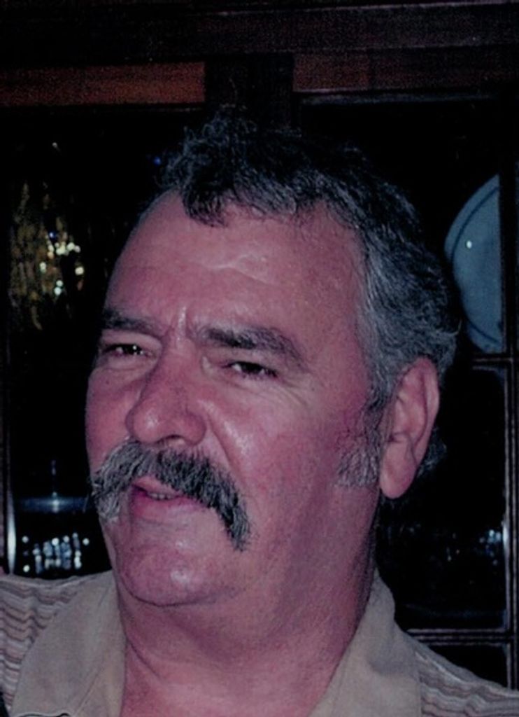 Daniel Mark Carr Profile Photo