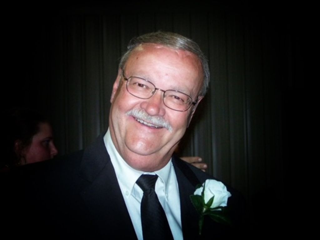 Edward Lee Hayton Profile Photo