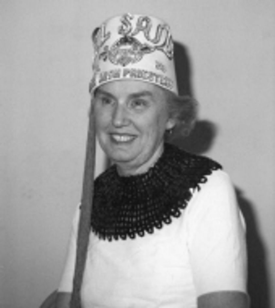 Elaine  Alice POWNALL
