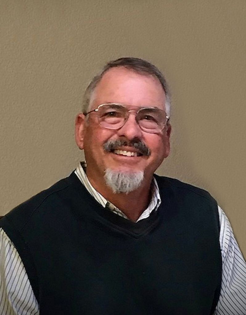 Robert John Day Profile Photo