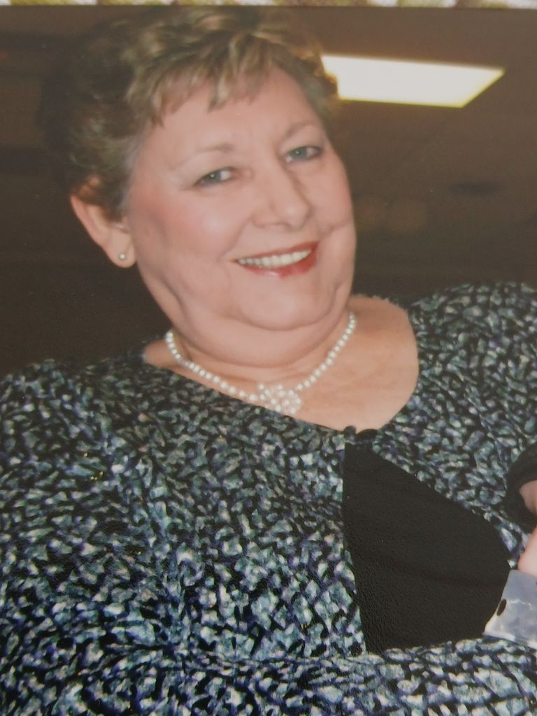 Roxieanne "Roxie" Bitzer