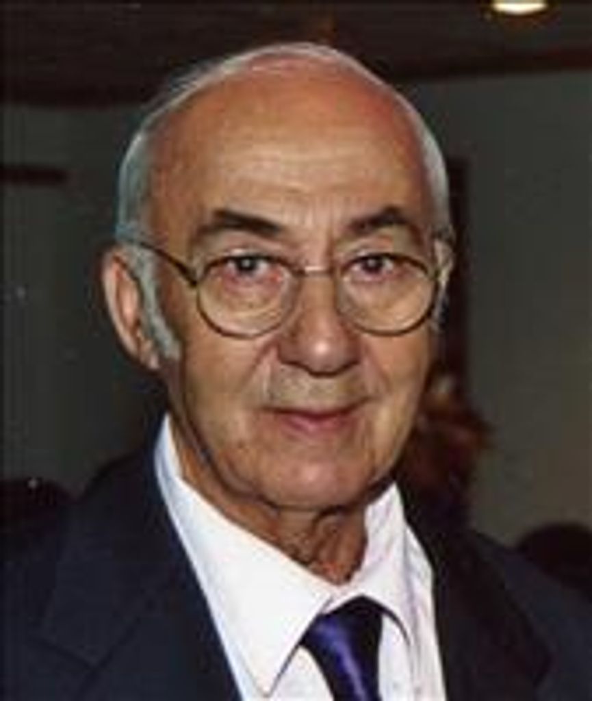 Manuel Correia