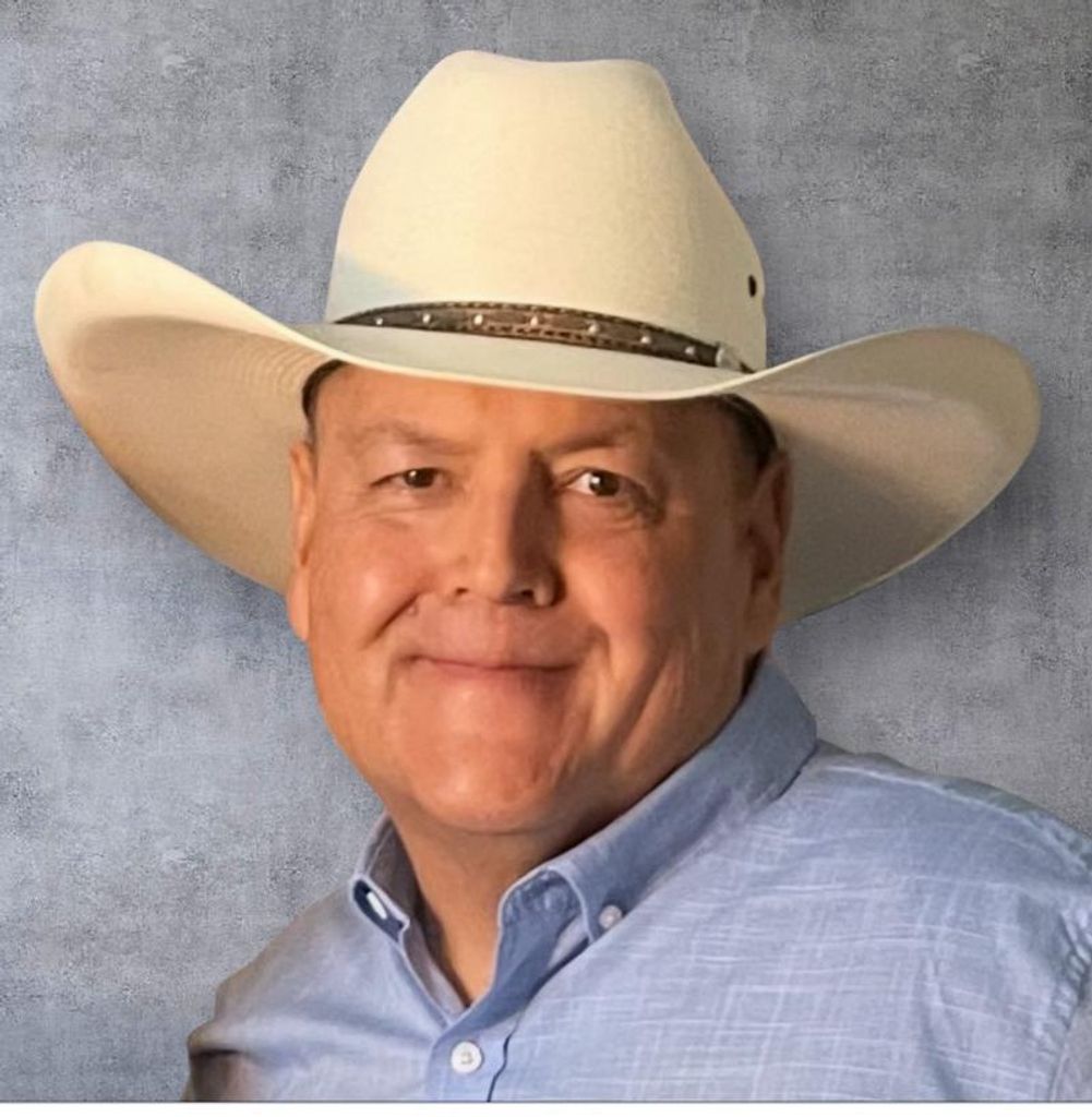 Carlos Leal Profile Photo