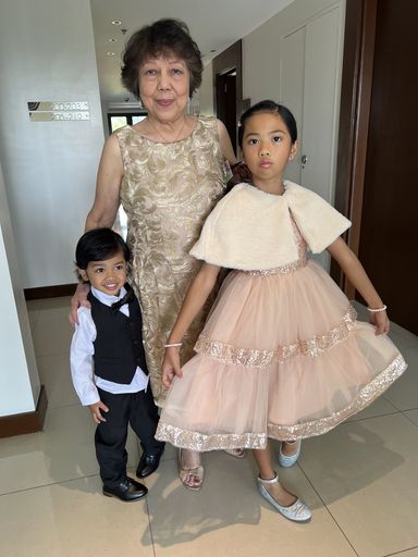 Cecilia Zapanta photo gallery thumbnail 74 of 100
