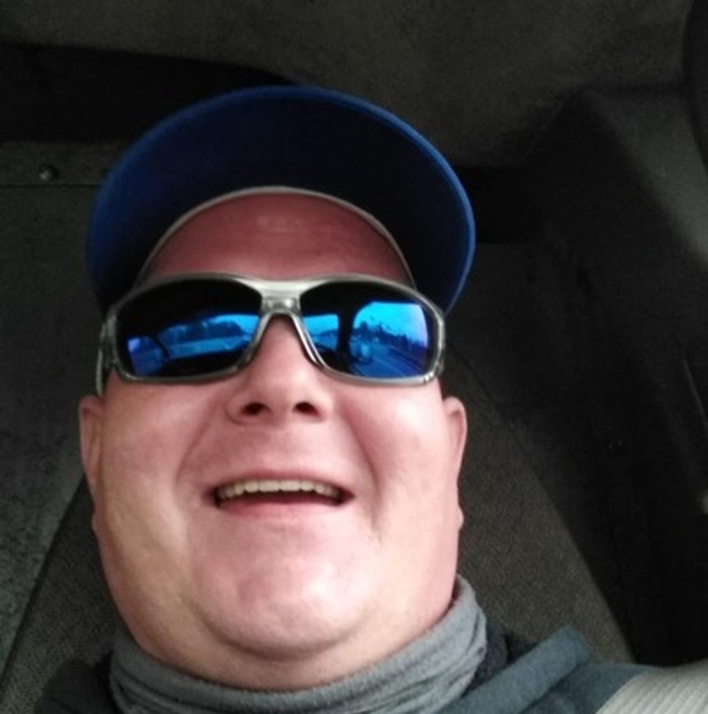 Adam Dean Rickards Profile Photo