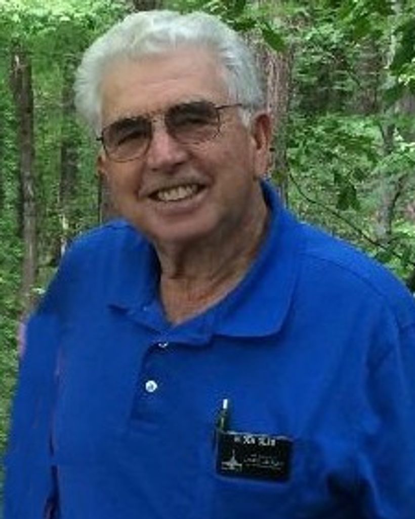 Max Giles