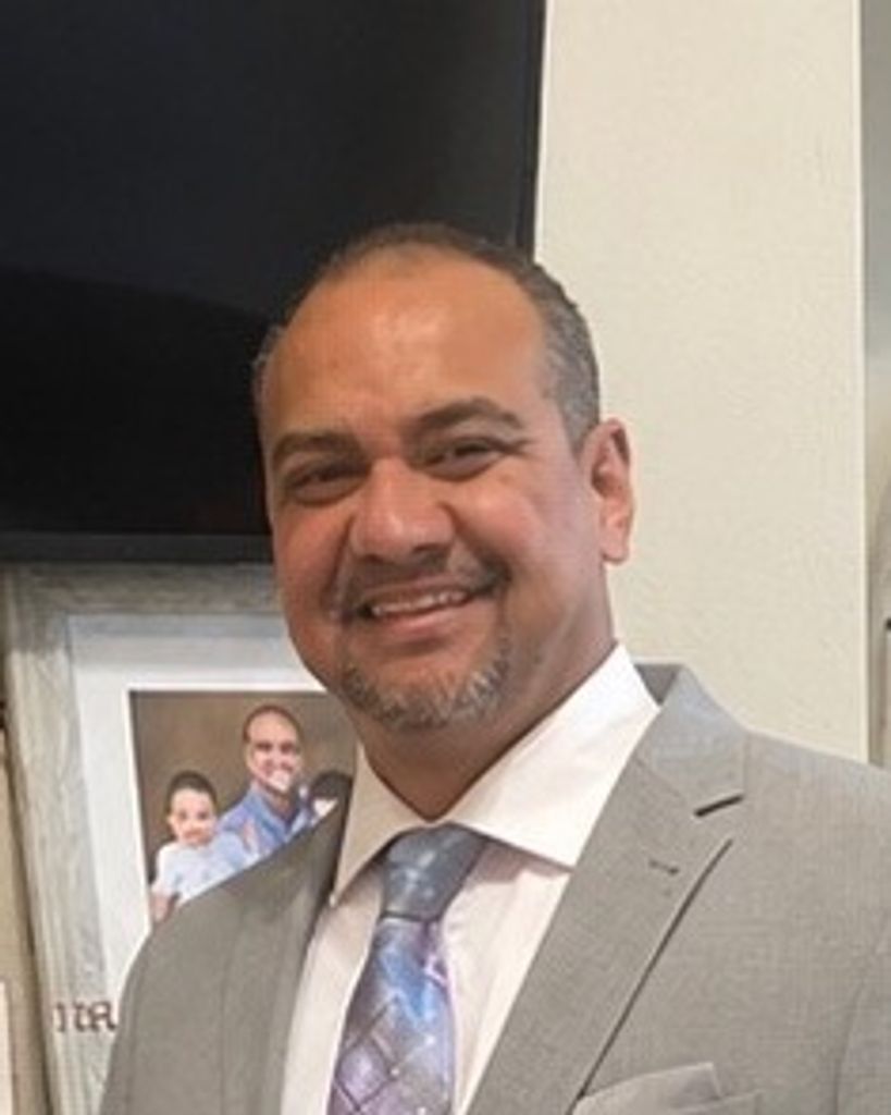 Christopher Lancer Aguirre Profile Photo