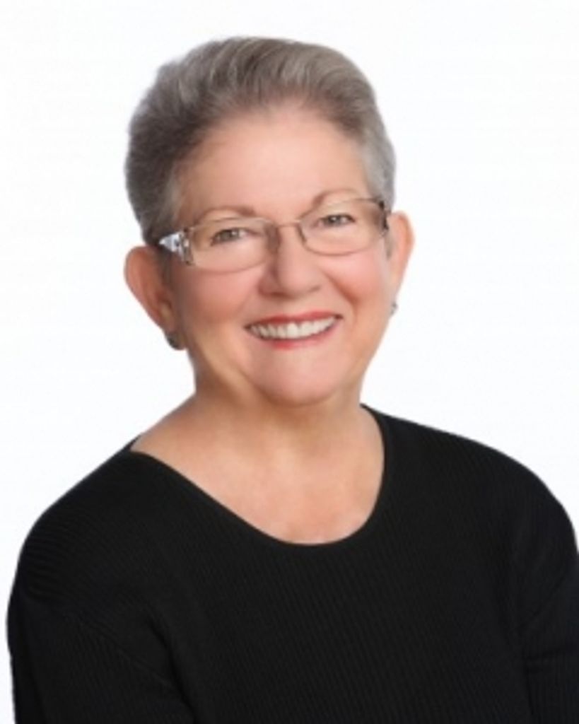 Emma  "Janice" (Mills)  Sapien