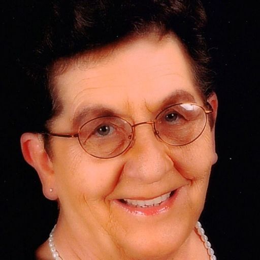 Elizabeth Sue Peterson Profile Photo