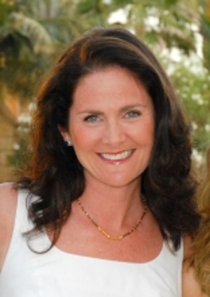 Amanda  M. Hichkad