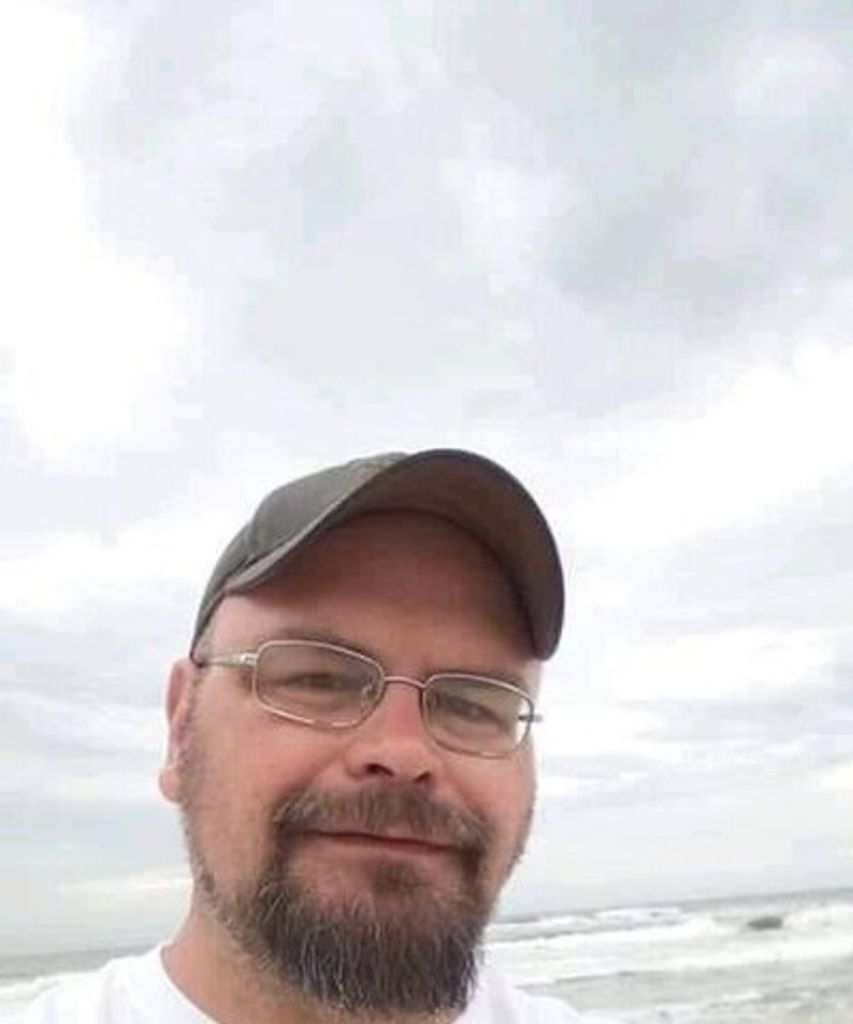 Michael Ray Coontz Profile Photo