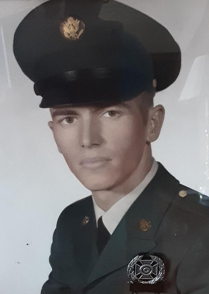 Tansley "Junior" Brown, Jr. Profile Photo