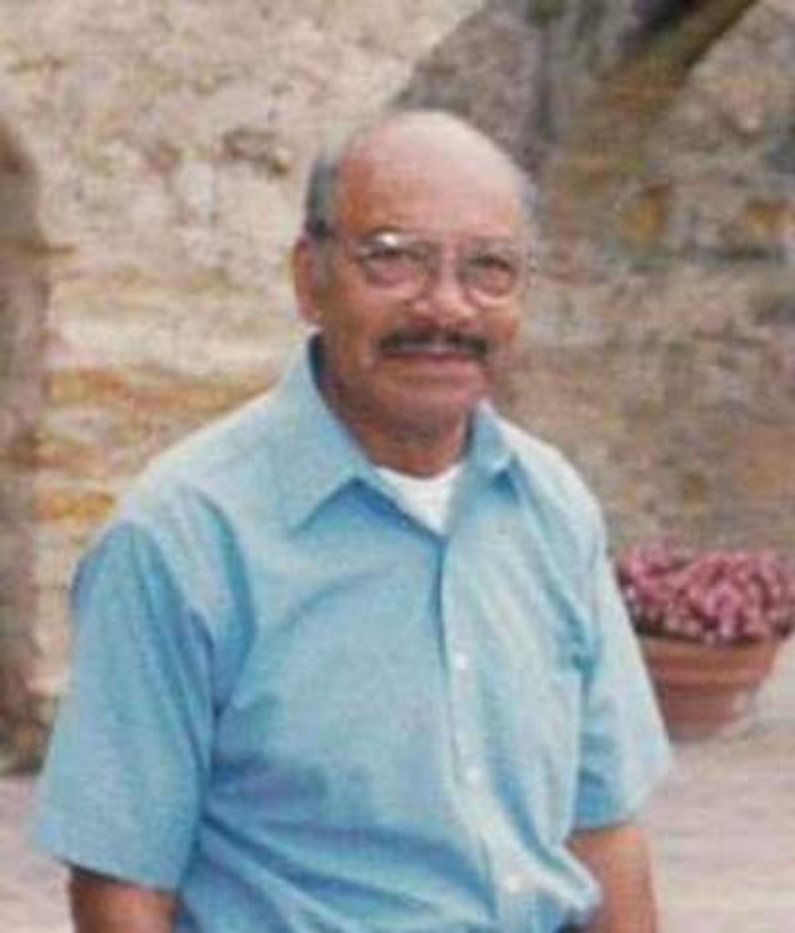 Luis E. Resendis Profile Photo