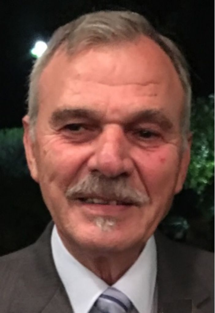 Hristos "Chris" Lepeniotis