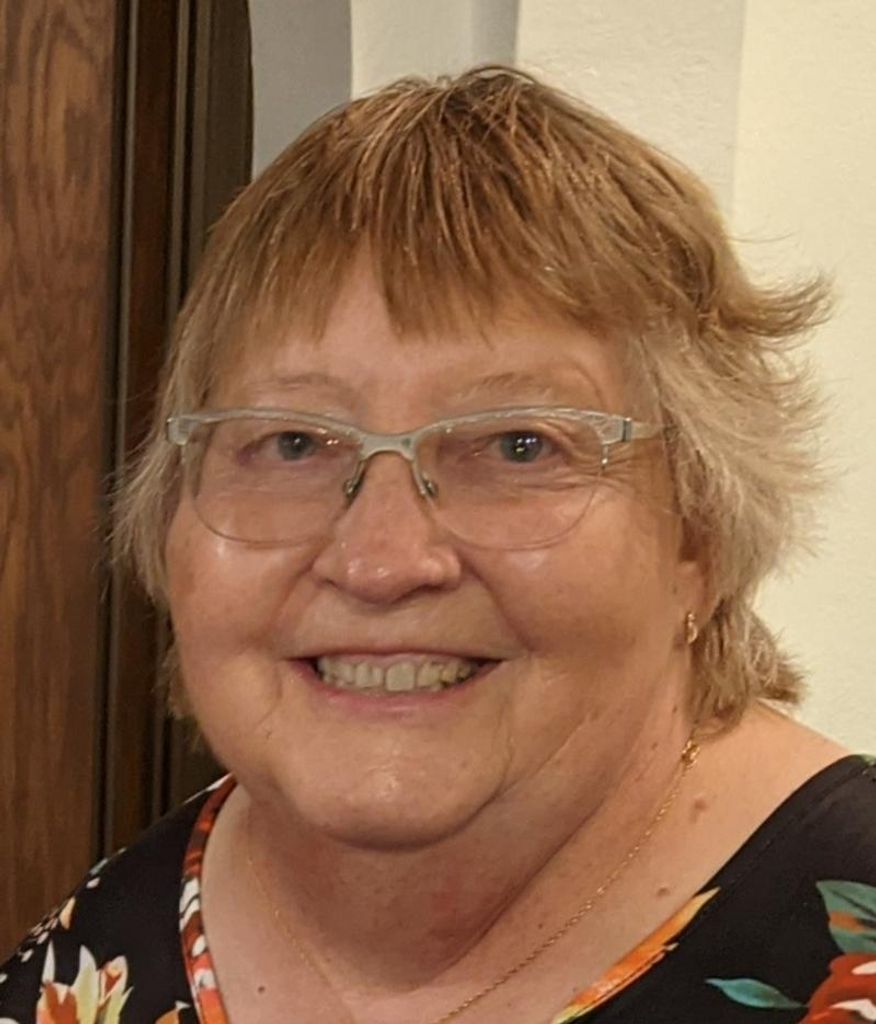 Carol Helen Tesch Peeper Profile Photo