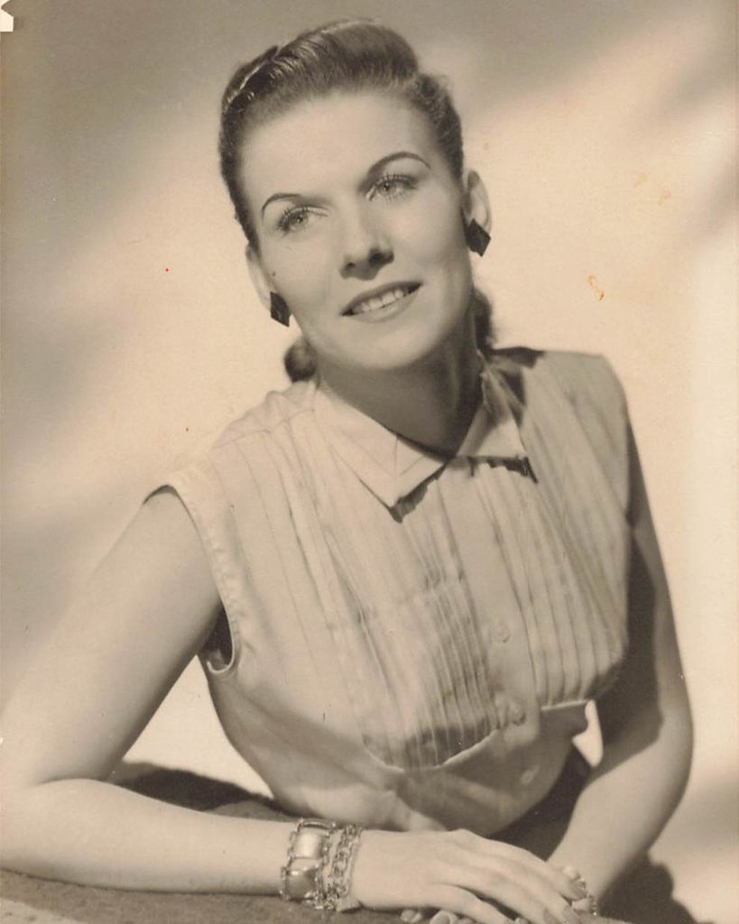Elizabeth Catranbone
