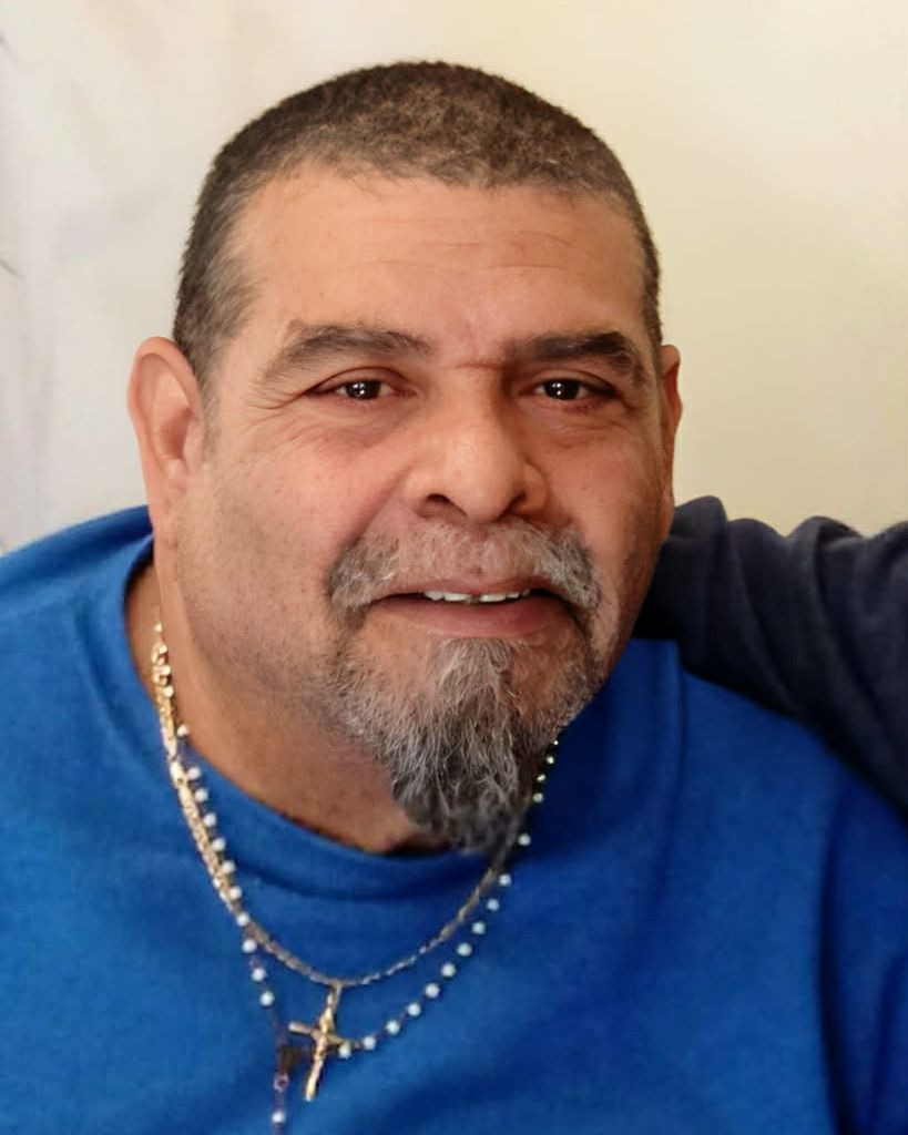 Carlos Cardona Cuevas Profile Photo