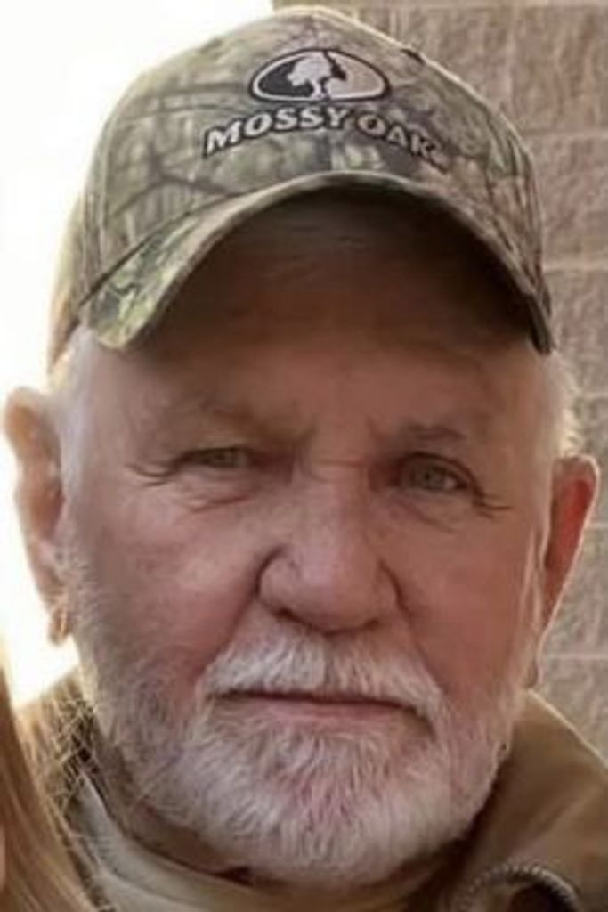 Charles Eaks Profile Photo