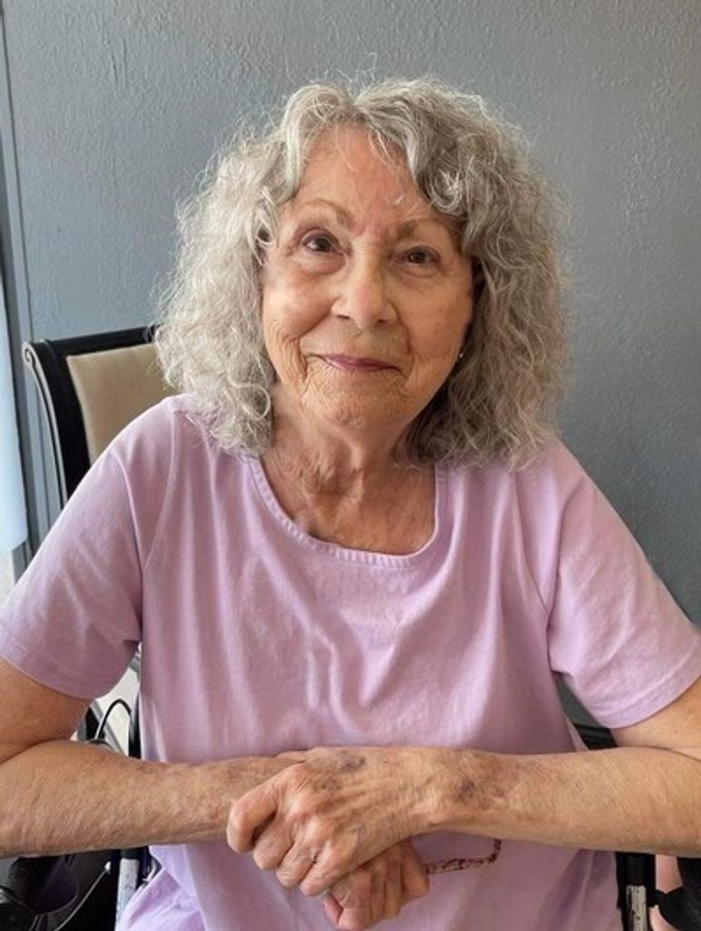 Sandra Diane Santo Profile Photo