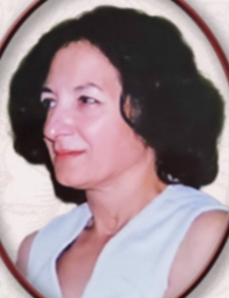 Mary Holt  Profile Photo
