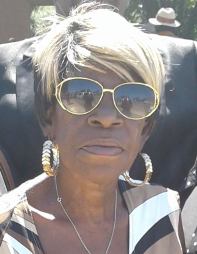 VICKIE DEMPS