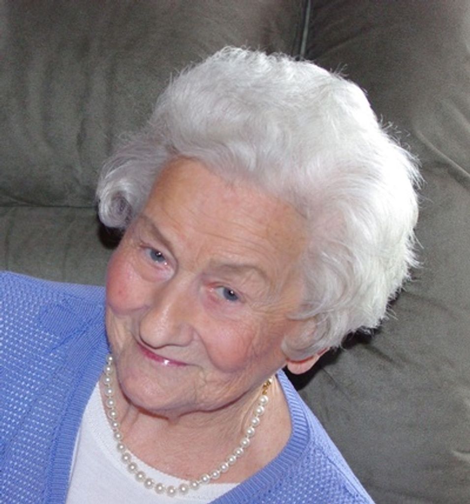 Caroline Ann Alexander Profile Photo