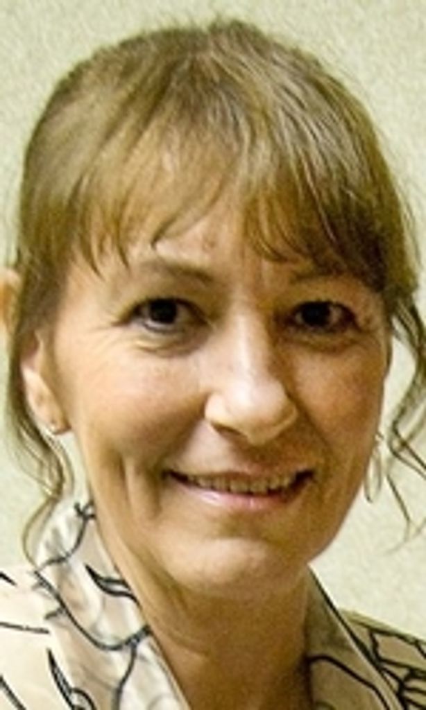 Kathy E. Knauss
