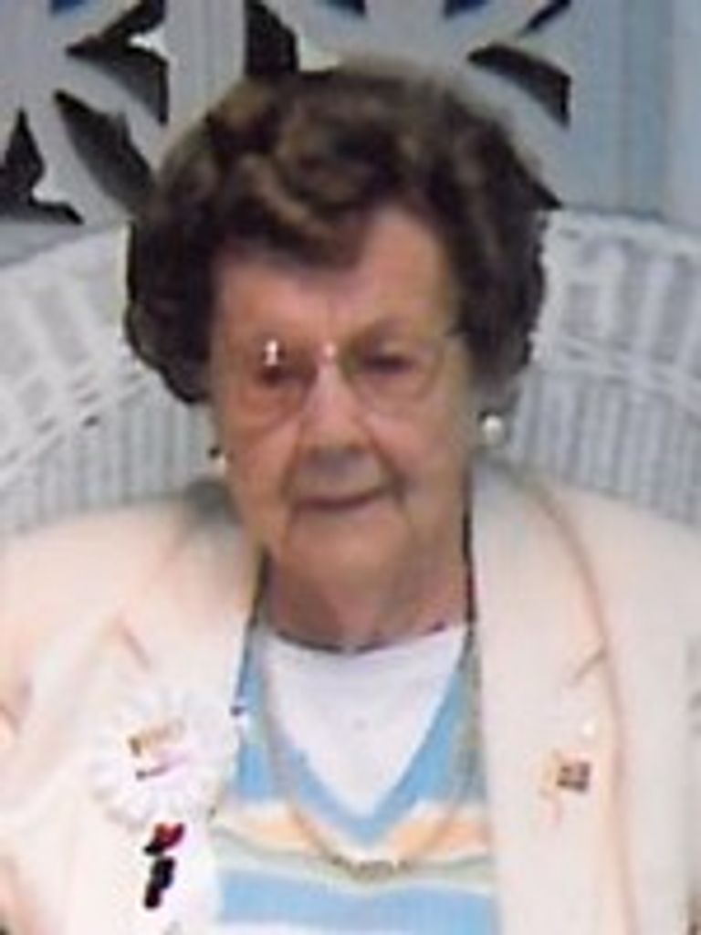 Victoria Helms Mills