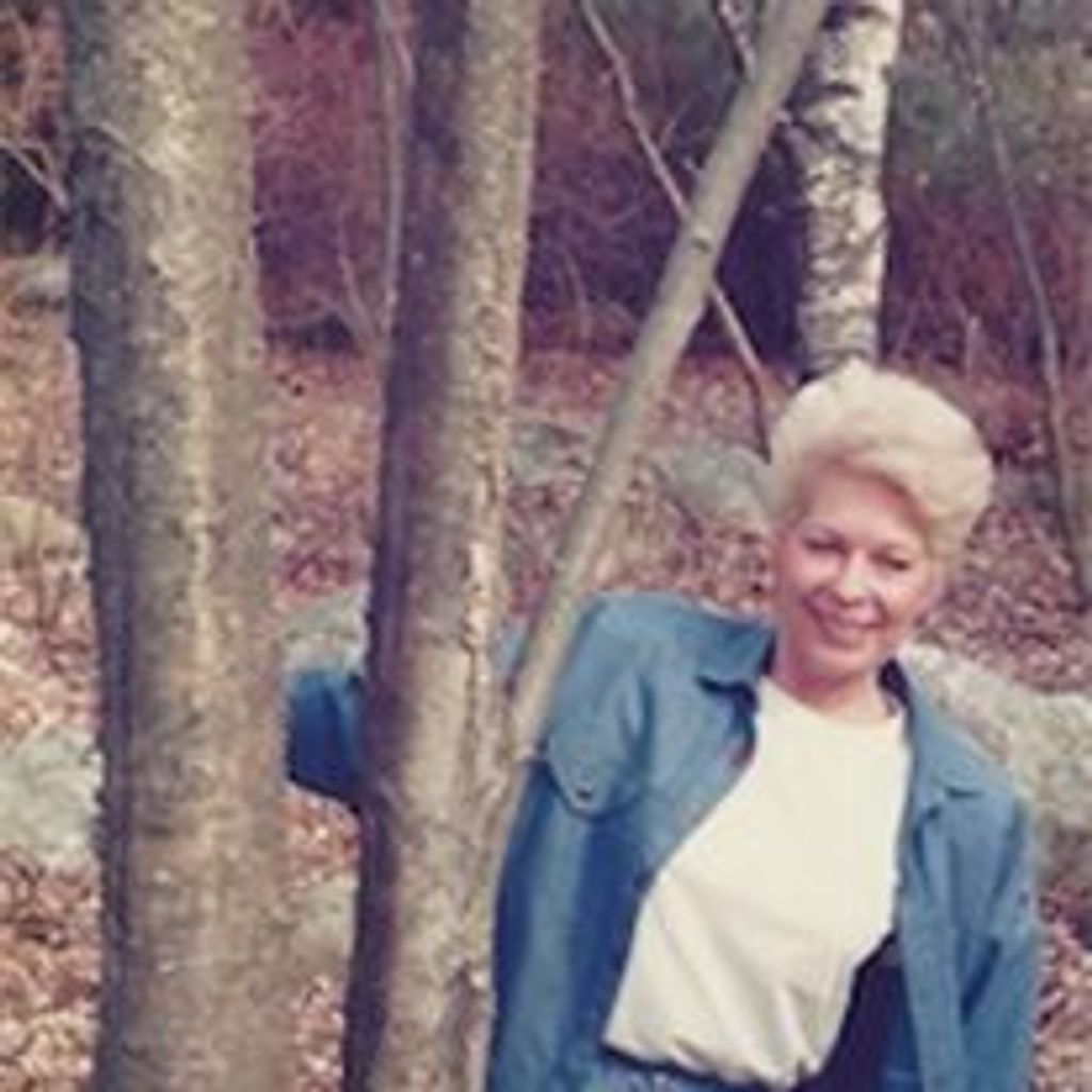 Sueann (Bernet) Hardegen