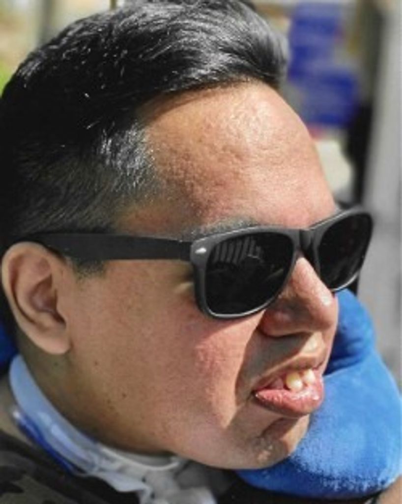 Abraham M Gomez