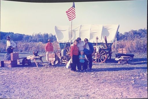 Carol Mae (Shull)  Thomas photo gallery thumbnail 4 of 115